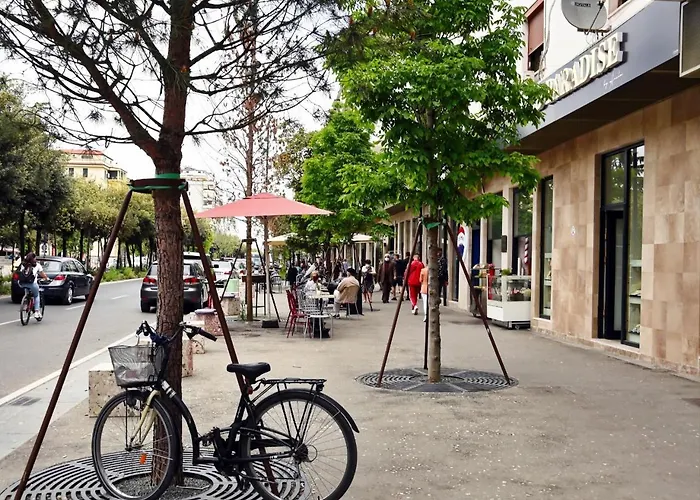 Urban Luxury * Tiran